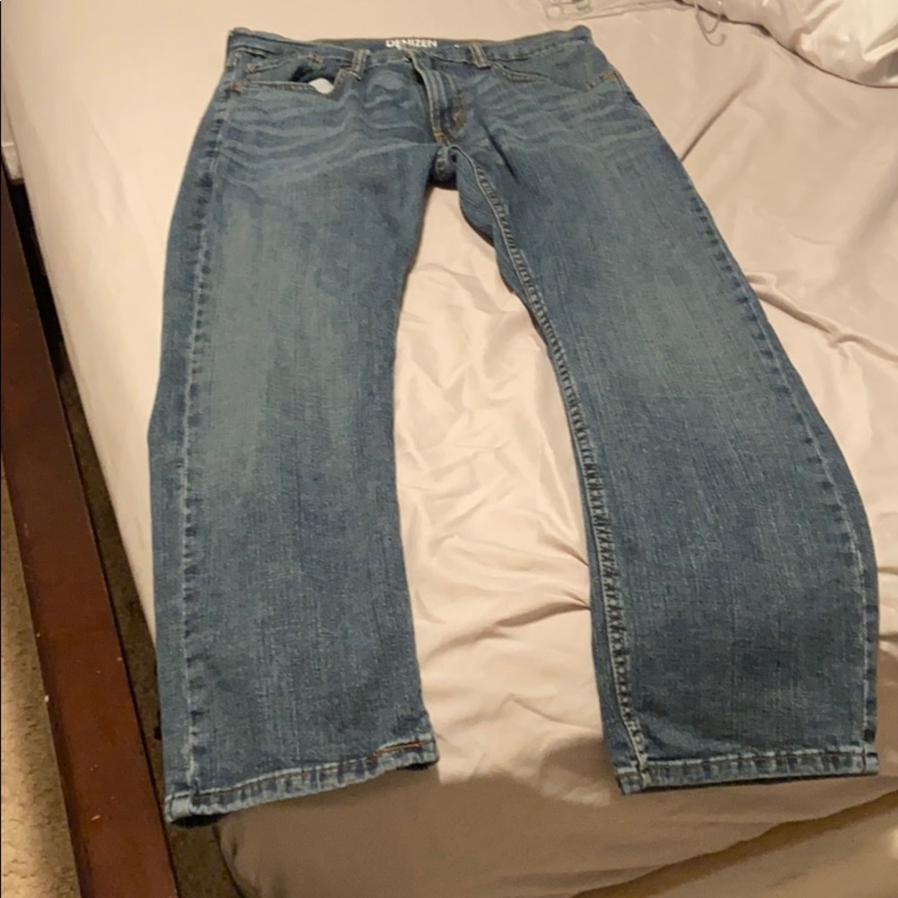 Levi’s denim jeans